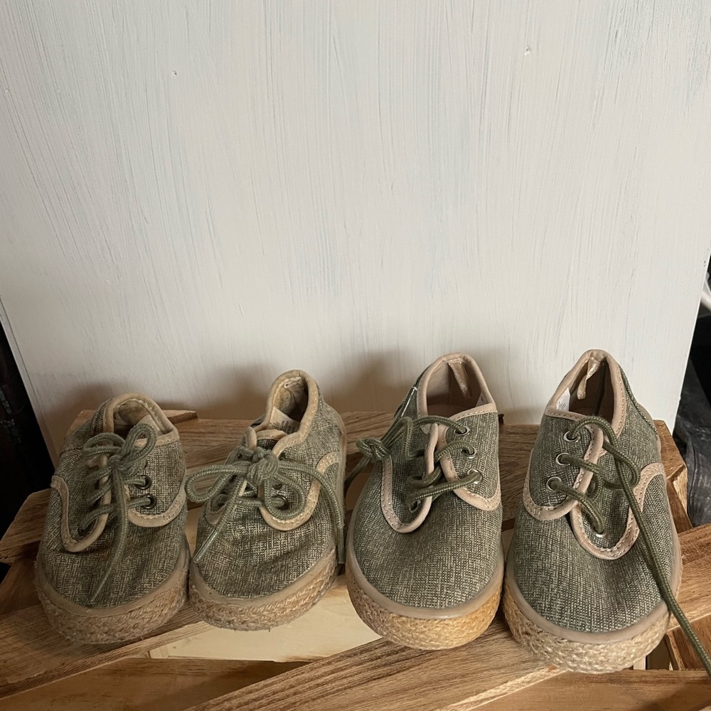 Old Navy Linen Surf Shoes size 5 and size 8